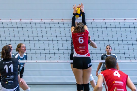 Volleyball Damen Liga Dritte Niederlage Im Dritten Anlauf F R